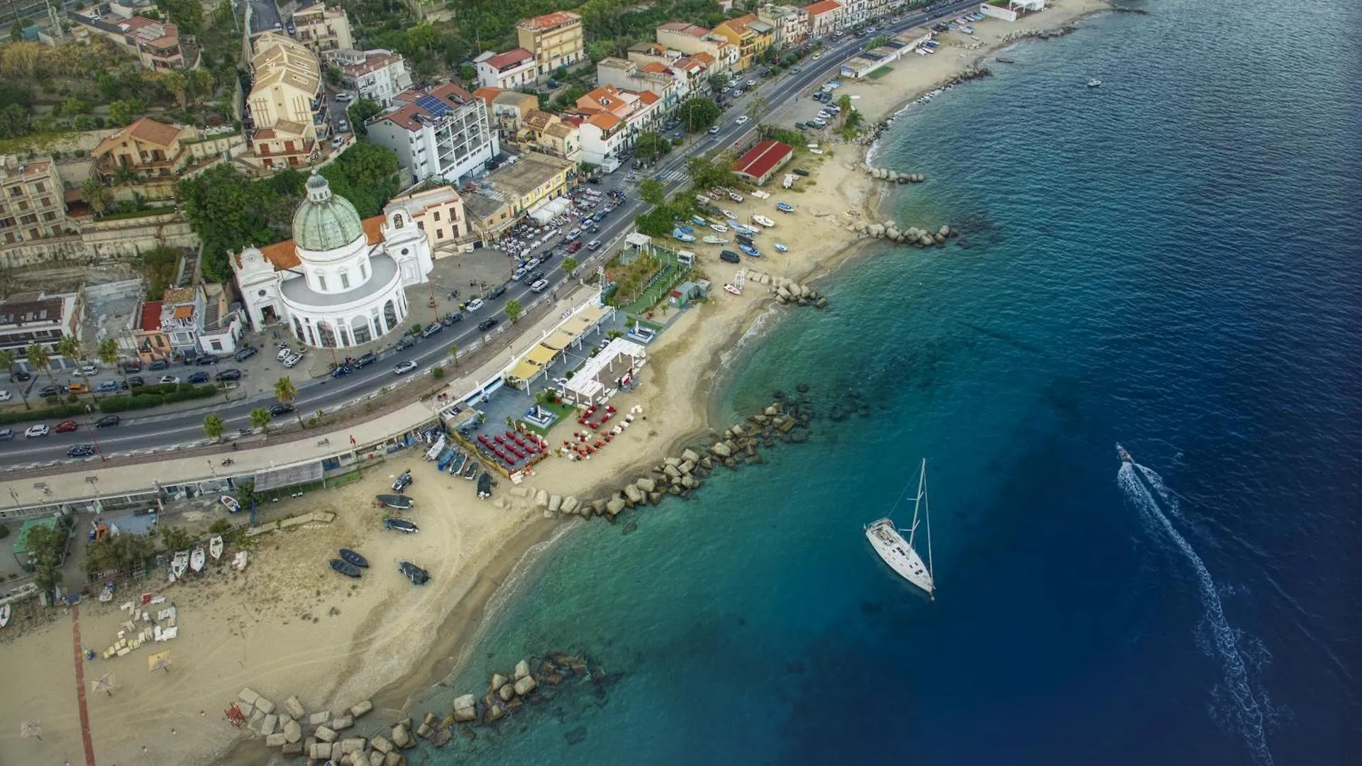 Appartamento Poseidon- Seaview Messina Italia
